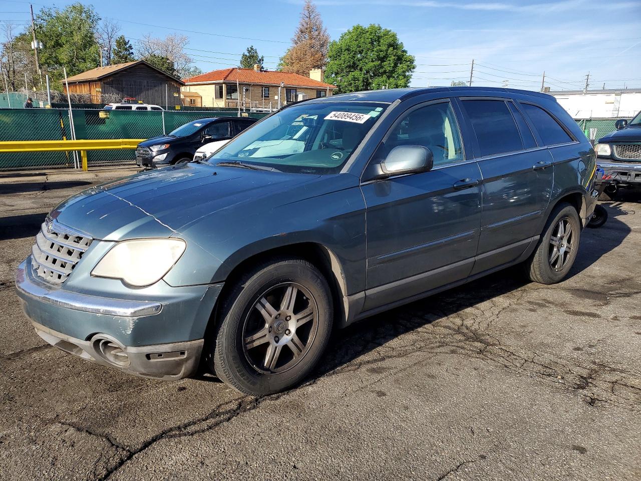 2007 Chrysler Pacifica Touring, VIN 2A8GF68X37R253209 — Front end