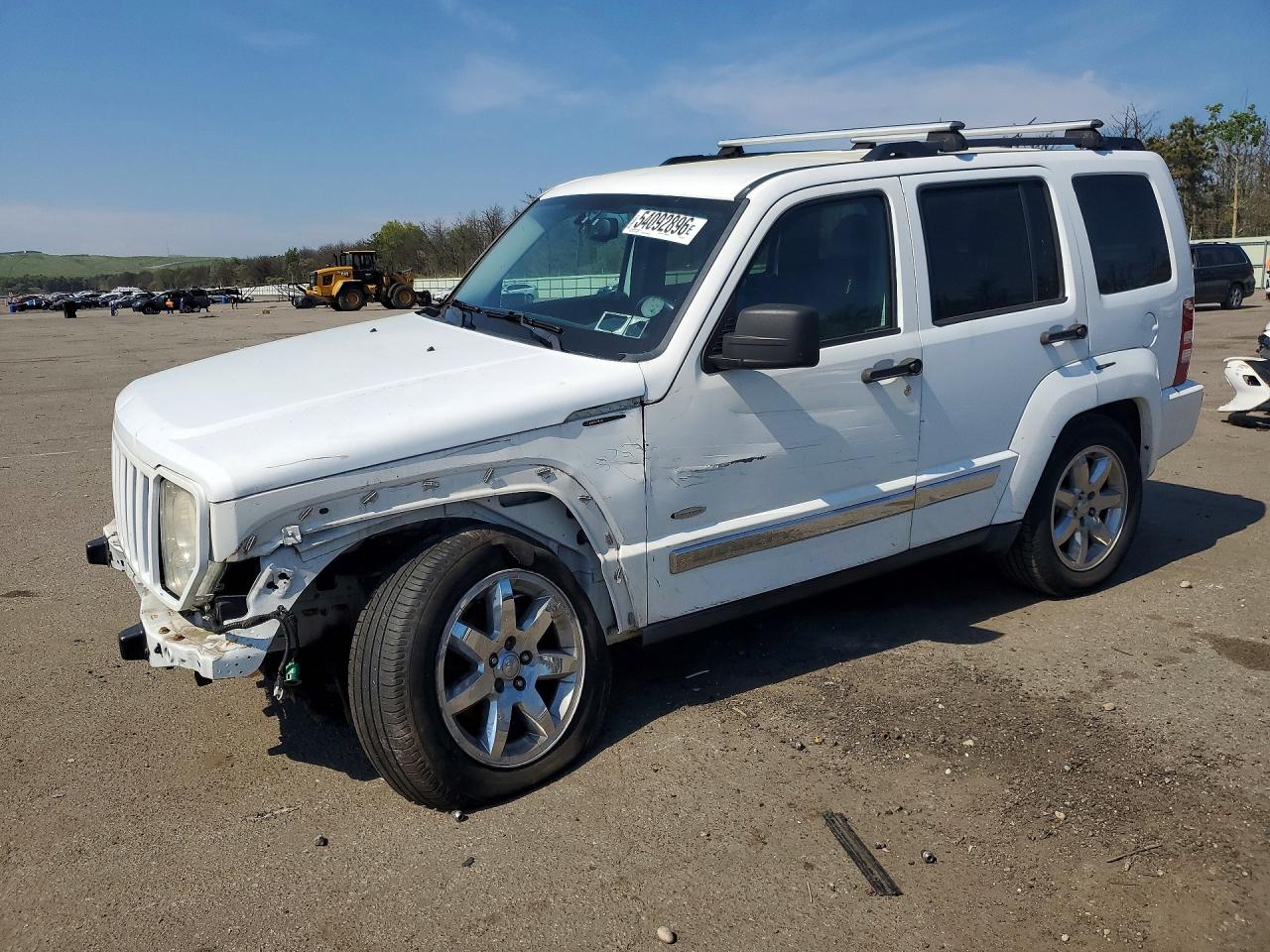 2012 Jeep Liberty Sport, VIN 1C4PJMAK9CW205112 — Перед