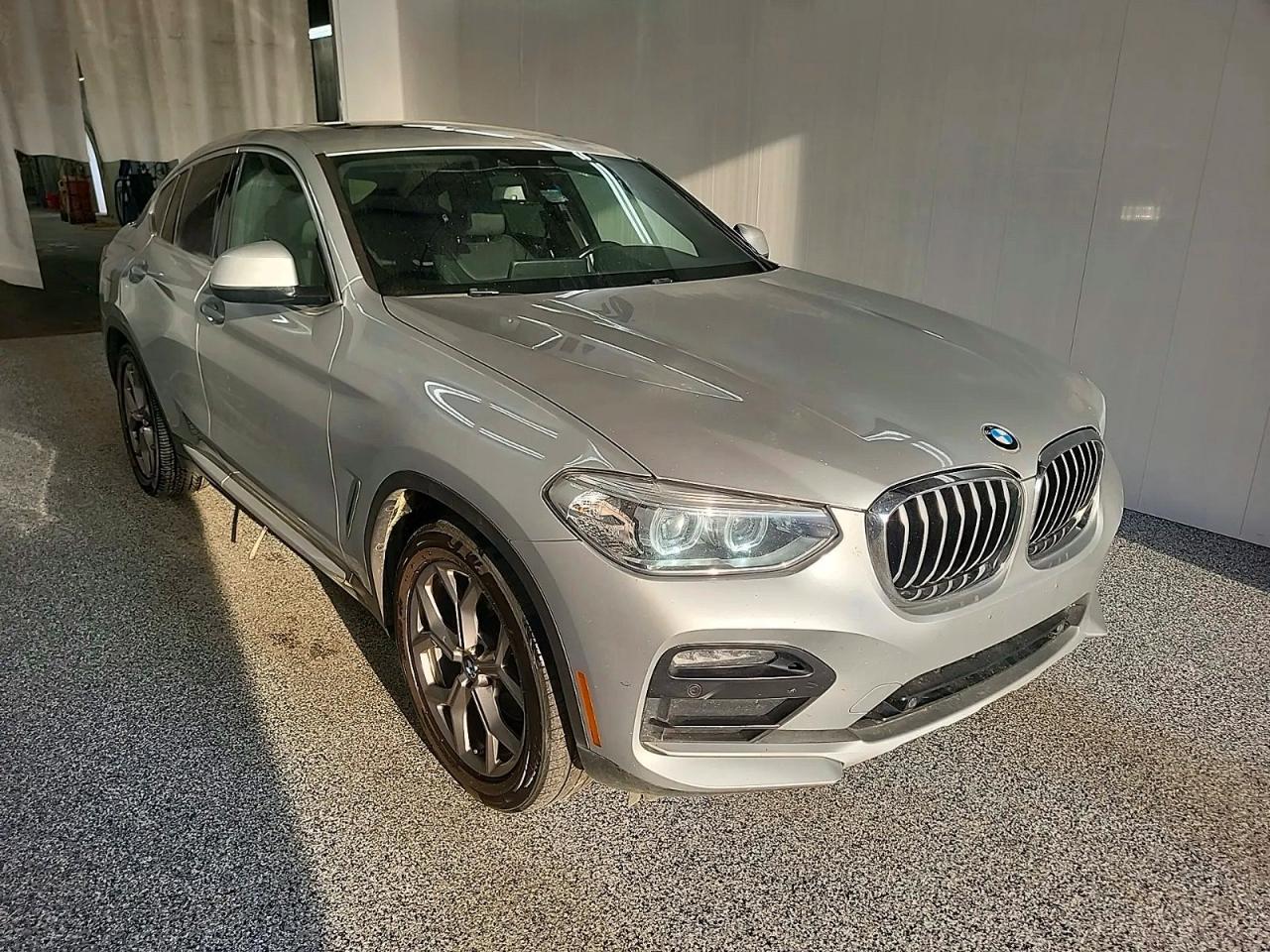 2021 BMW X4 xDrive30i, VIN 5UX2V1C06M9E06590 — Normal wear