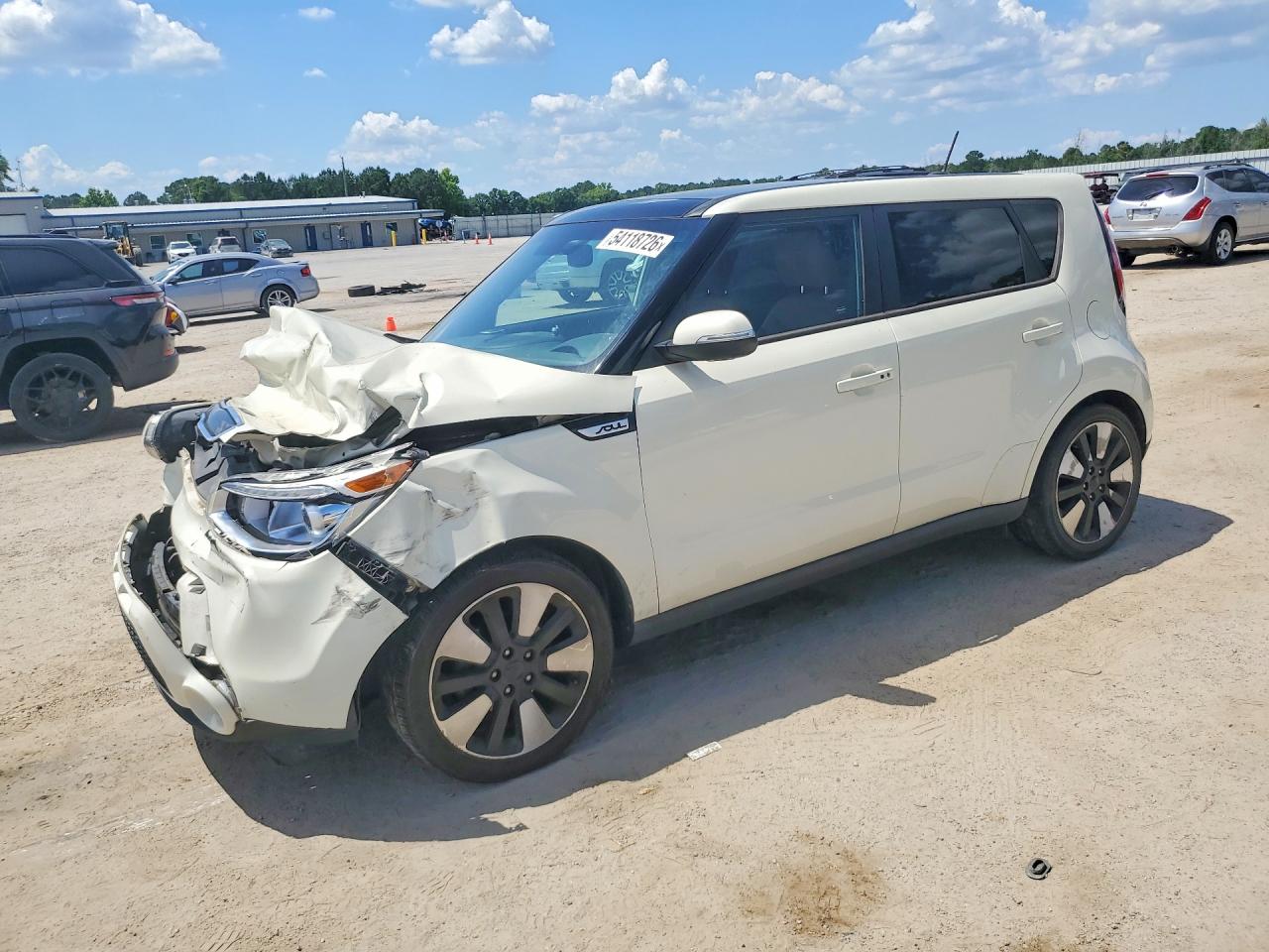 2015 Kia Soul +, VIN KNDJX3A50F7127620 — Front end