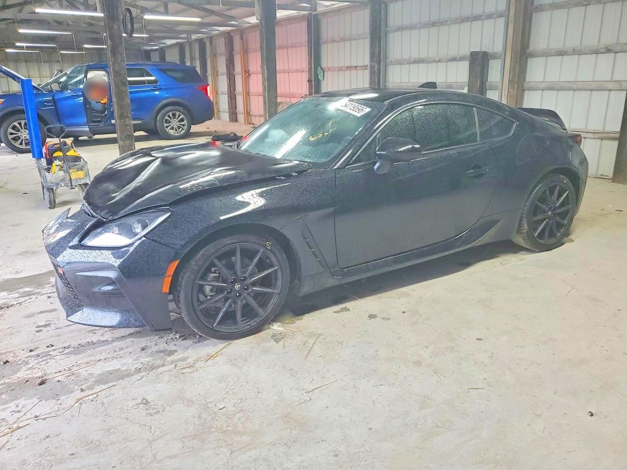 2024 Toyota 86 Premium, VIN JF1ZNBE17R9751178 — Front end