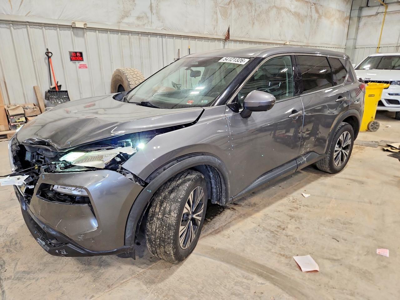 2021 Nissan Rogue SV, VIN 5N1AT3BB1MC792929 — Front end