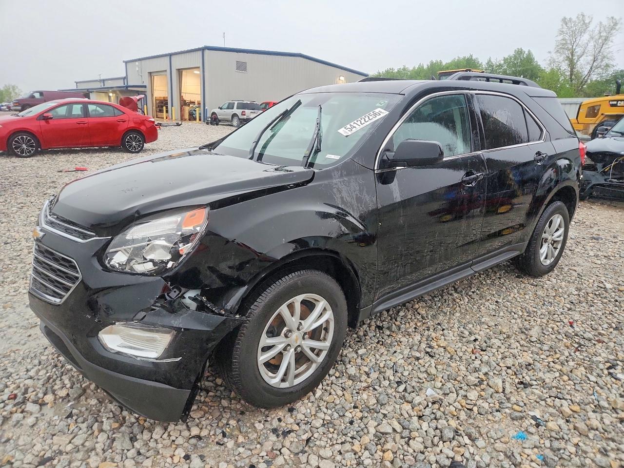 2017 Chevrolet Equinox LT, VIN 2GNFLFEK8H6242642 — Front end