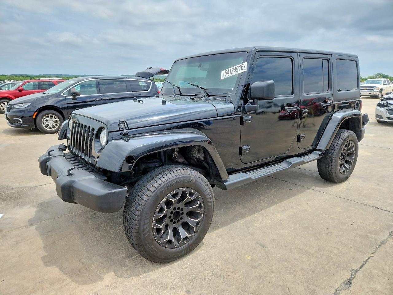 2017 Jeep Wrangler Unlimited Sahara, VIN 1C4BJWEG3HL696314 — Rear end