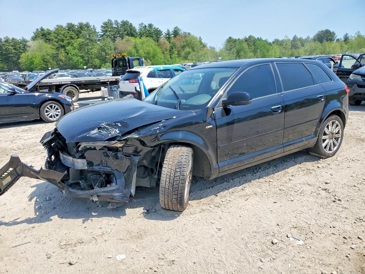 2013 Audi A3 Premium Plus, VIN WAUMFAFM1DA017399 — Перед