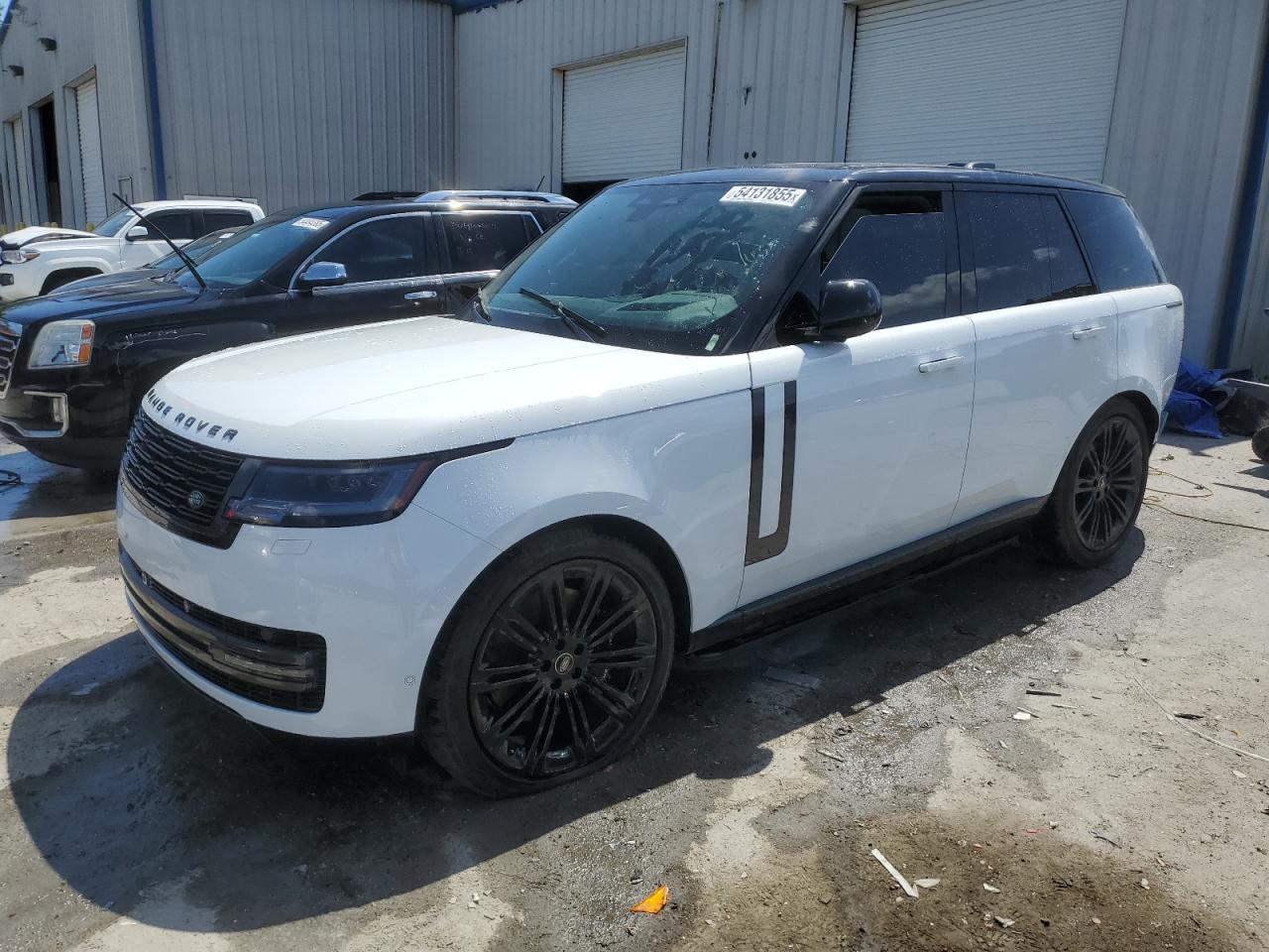 2024 Land Rover Range Rover SE, VIN SALKP9E9XRA205969 — Missing or altered VIN