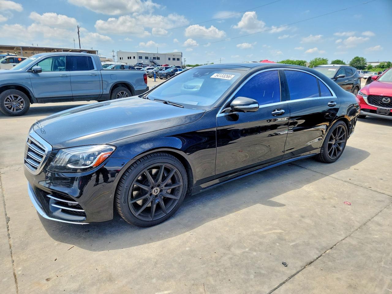 2019 Mercedes-Benz S 560, VIN WDDUG8DB0KA425955 — Rear end