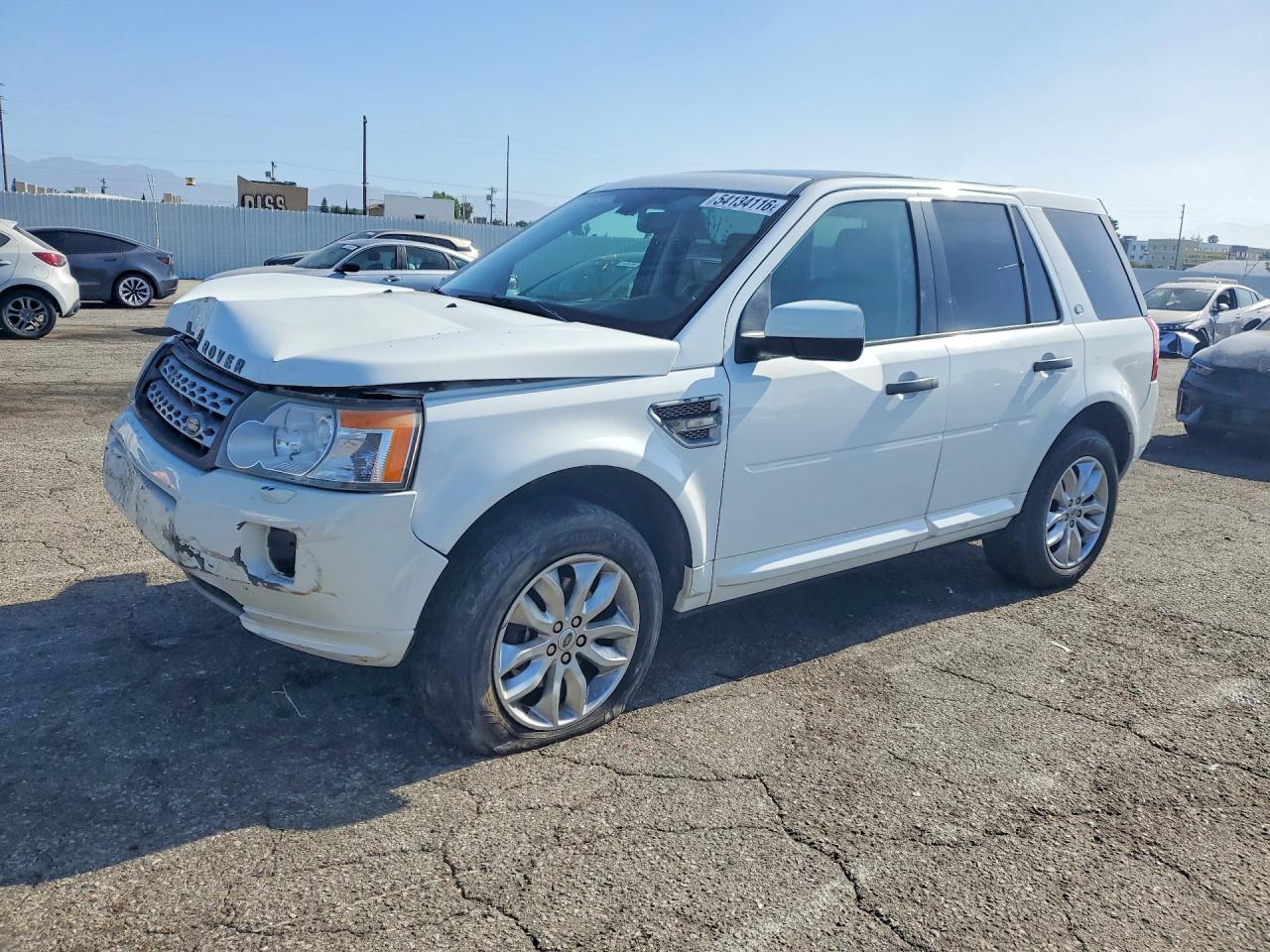 2011 Land Rover LR2 HSE, VIN SALFR2BN3BH276948 — Front end