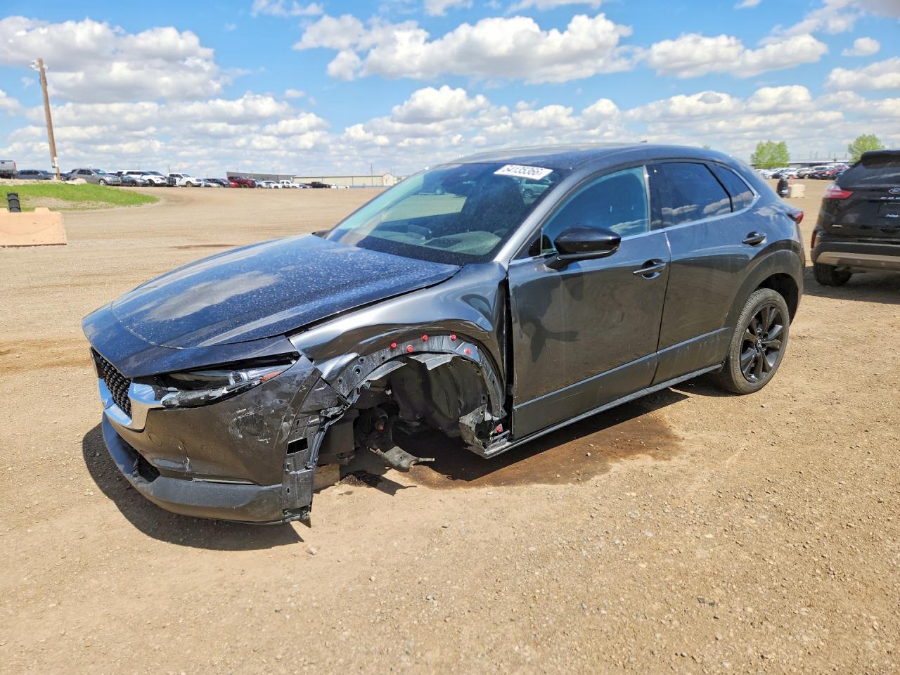 2022 Mazda CX-30 Premium, VIN 3MVDMBDY8NM412591 — Front end