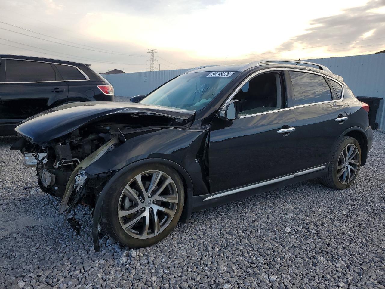 2016 Infiniti QX50, VIN JN1BJ0RP6GM231805 — Front end
