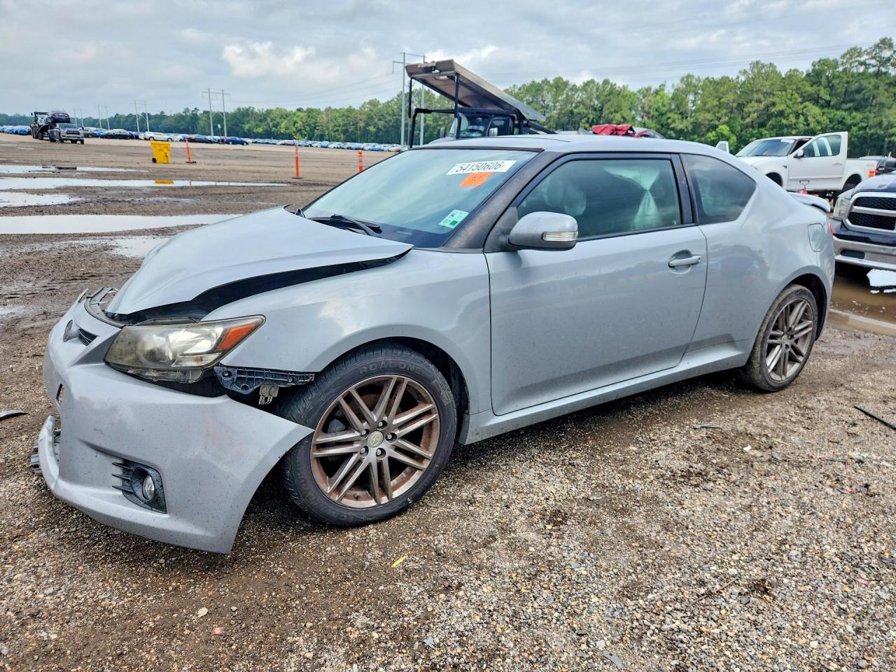 2011 Scion tC, VIN JTKJF5C70B3012586 — Front end