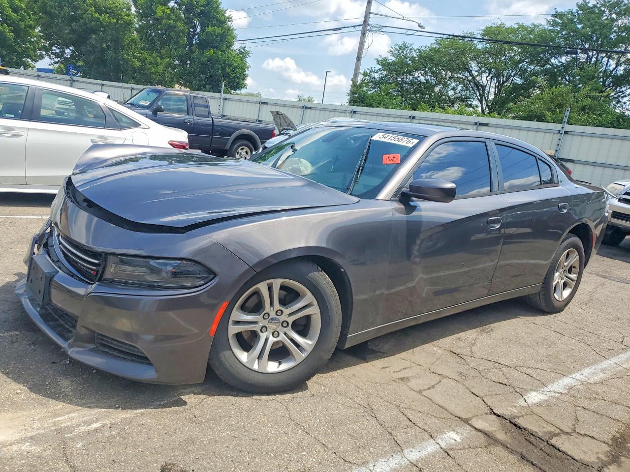 2015 Dodge Charger SE, VIN 2C3CDXBG9FH754236 — Front end