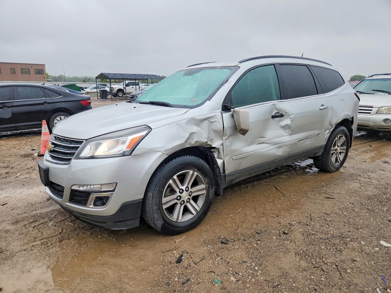 2017 Chevrolet Traverse LT, VIN 1GNKVGKD3HJ116440 — Side