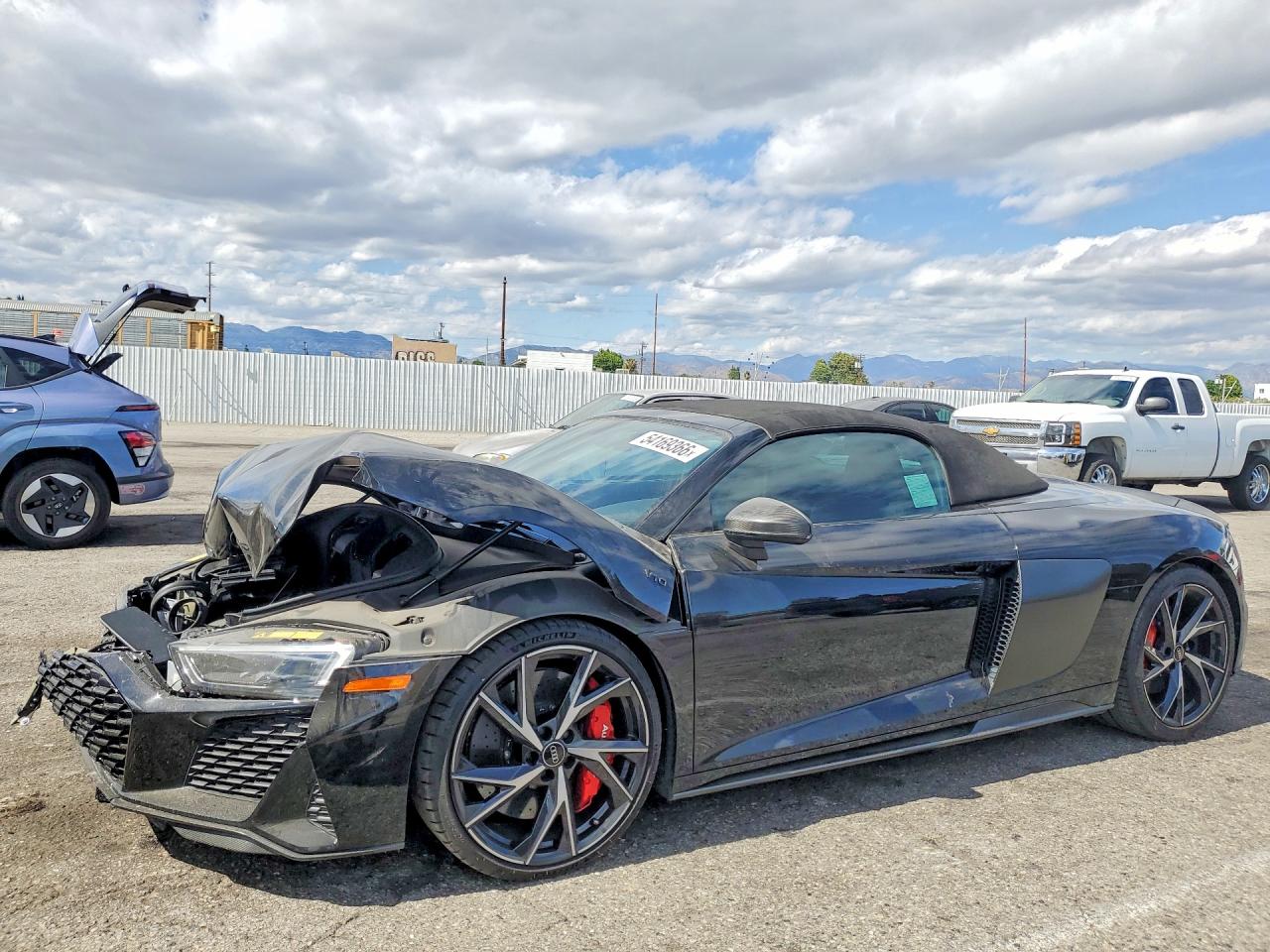 2020 Audi R8 Spyder performance, VIN WUA4BCFXXL7901912 — Front end