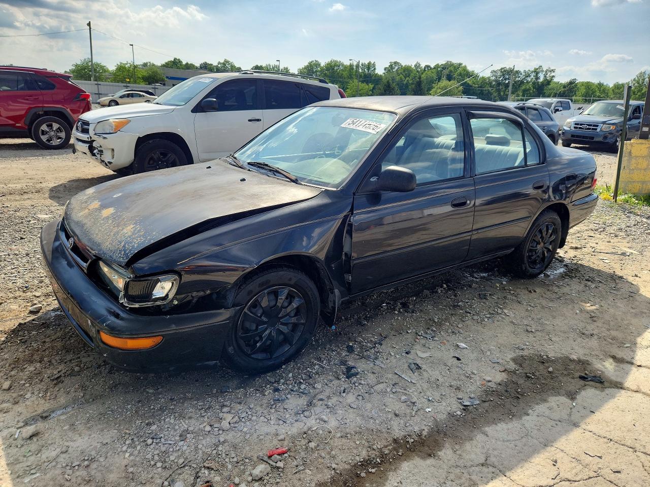 1996 Toyota Corolla, VIN 2T1BA02E8TC135266 — Front end
