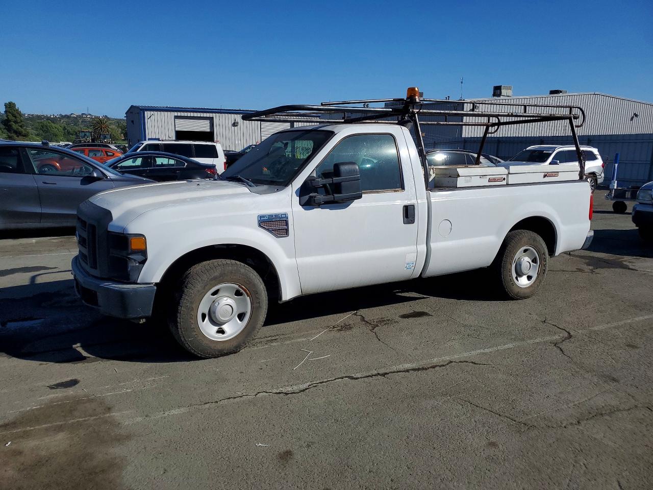 2008 Ford F-250, VIN 1FTSF20R58EE40246 — Minor dents and scratches