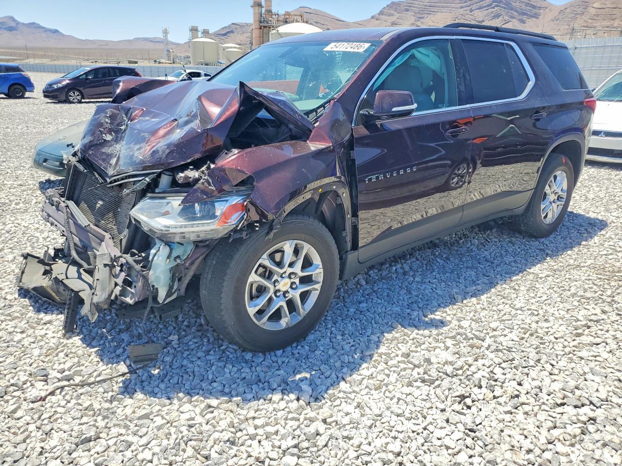 2019 Chevrolet Traverse LT Cloth, VIN 1GNERGKW9KJ188883 — Front end