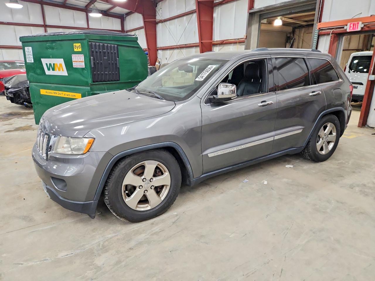 2012 Jeep Grand Cherokee Overland, VIN 1C4RJFCT1CC333274 — Normal wear