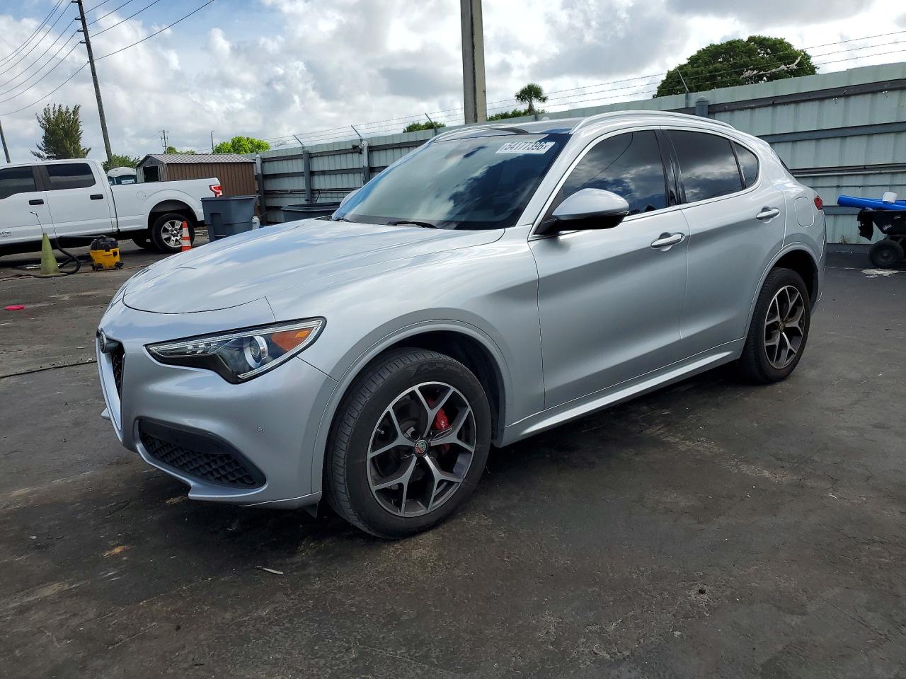 2021 Alfa Romeo Stelvio Ti, VIN ZASPAKBN4M7D20099 — Normal wear