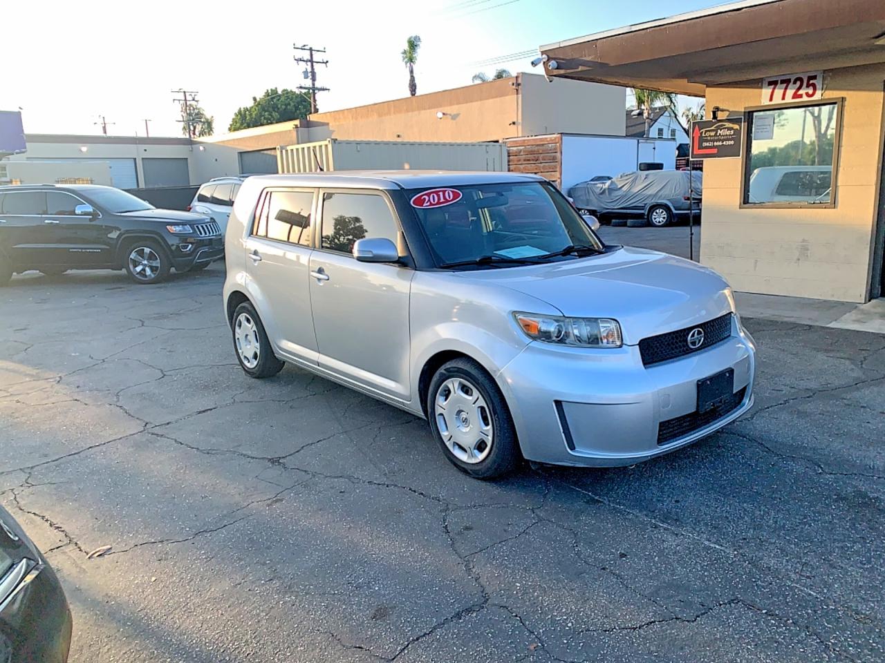 2010 Scion xB, VIN JTLZE4FEXA1107785 — Minor dents and scratches