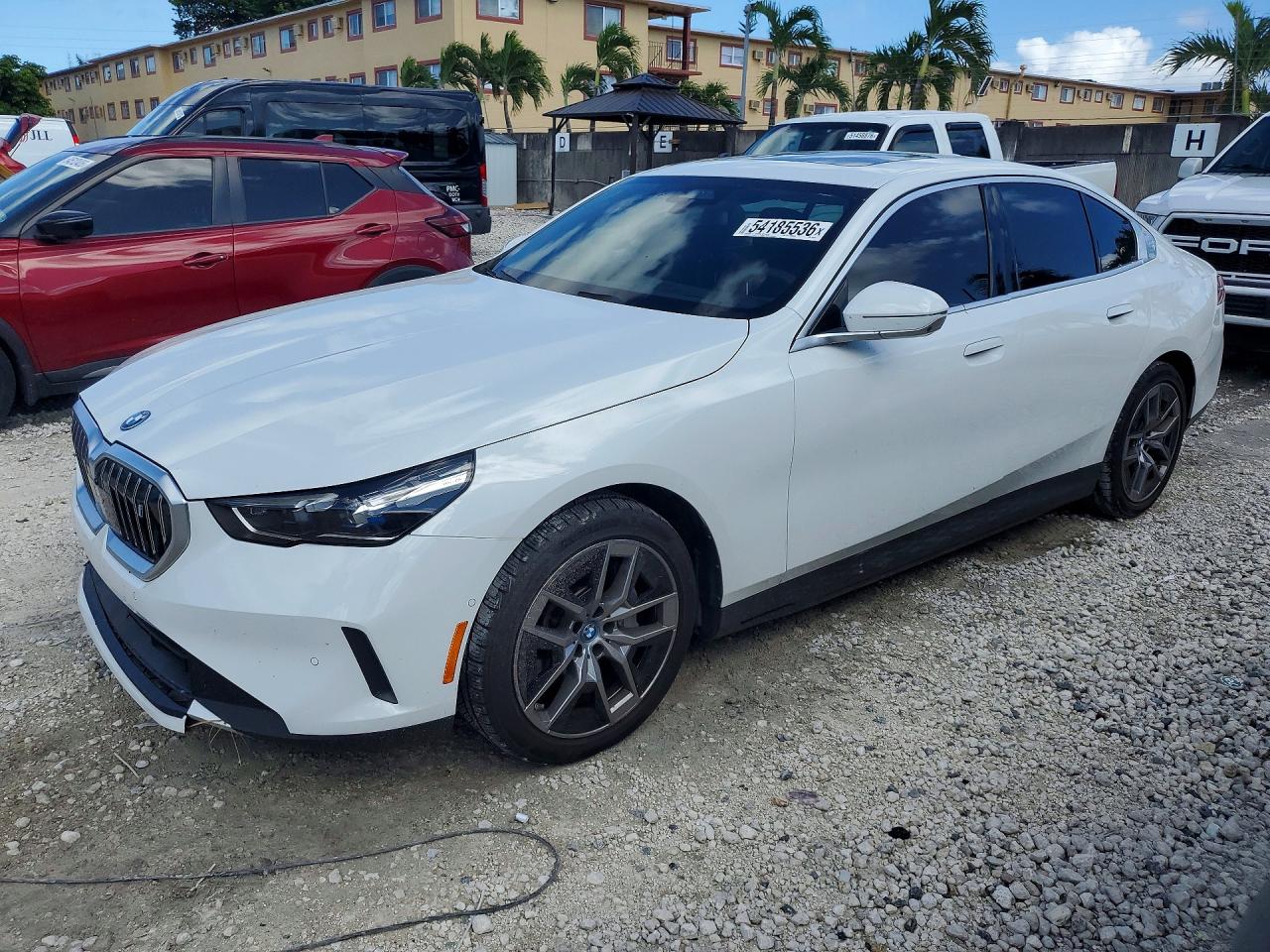 2024 BMW i5 eDrive40, VIN WBY33FK04RCR39327 — Rear end