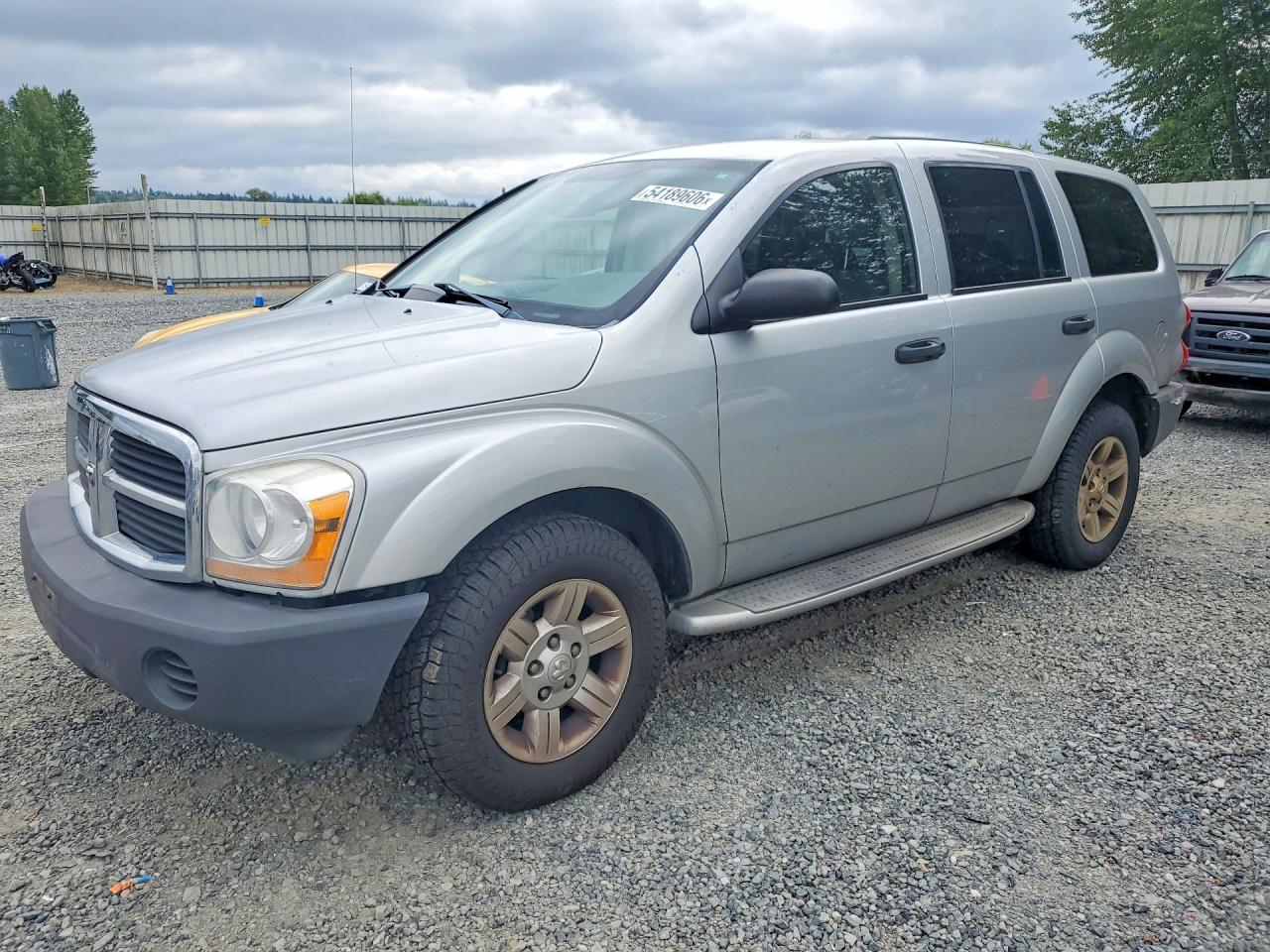 2004 Dodge Durango ST, VIN 1D4HB38N84F143203 — Front end