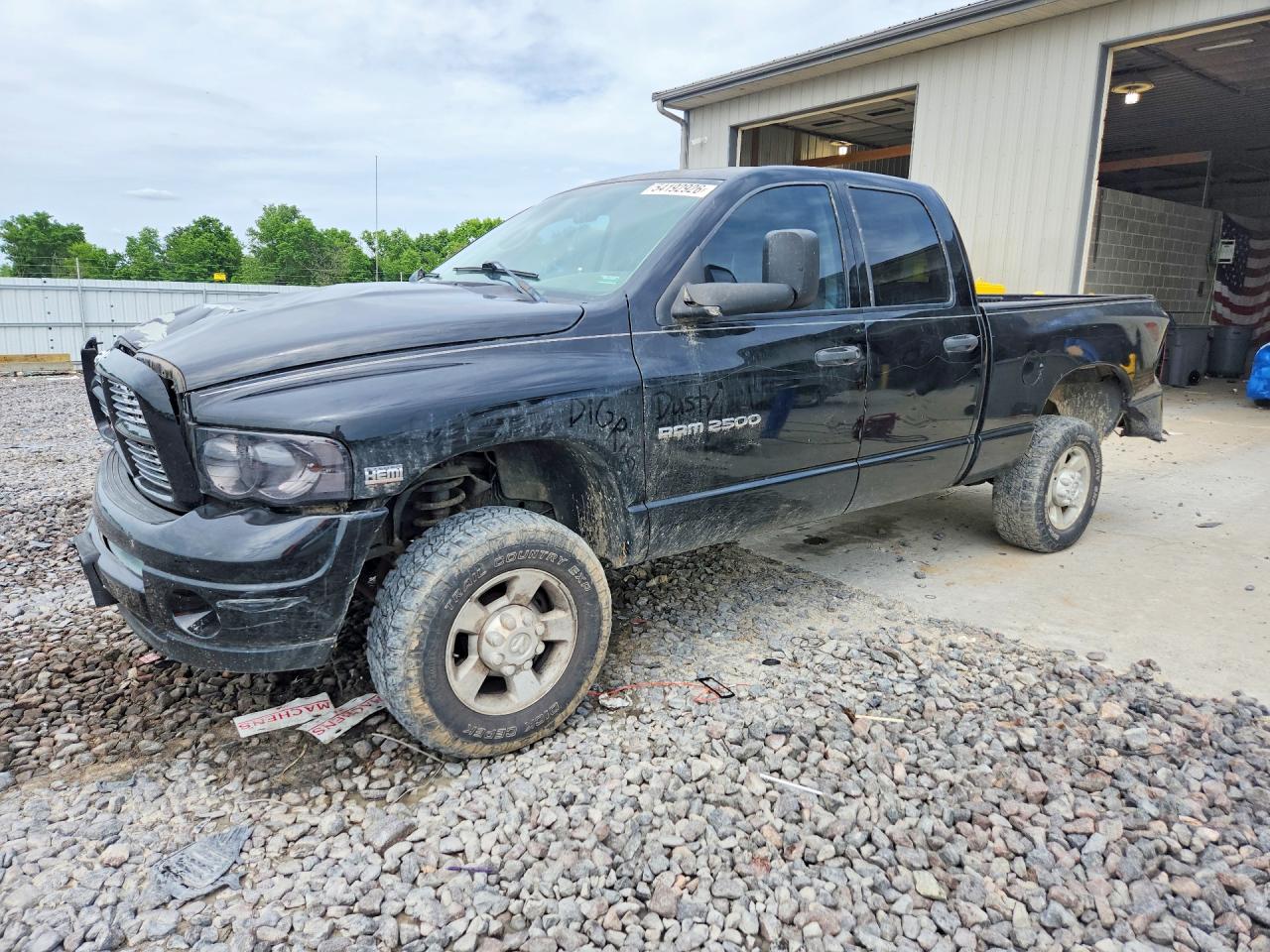 2003 Dodge 2500 ST, VIN 3D7KU28D13G714614 — Front end