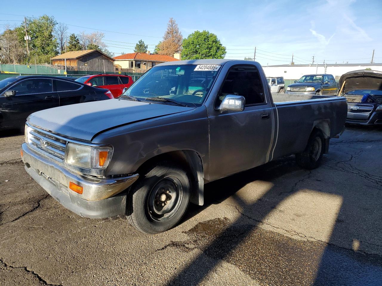 1993 Toyota T100, VIN JT4VD10C1P0008094 — Front end