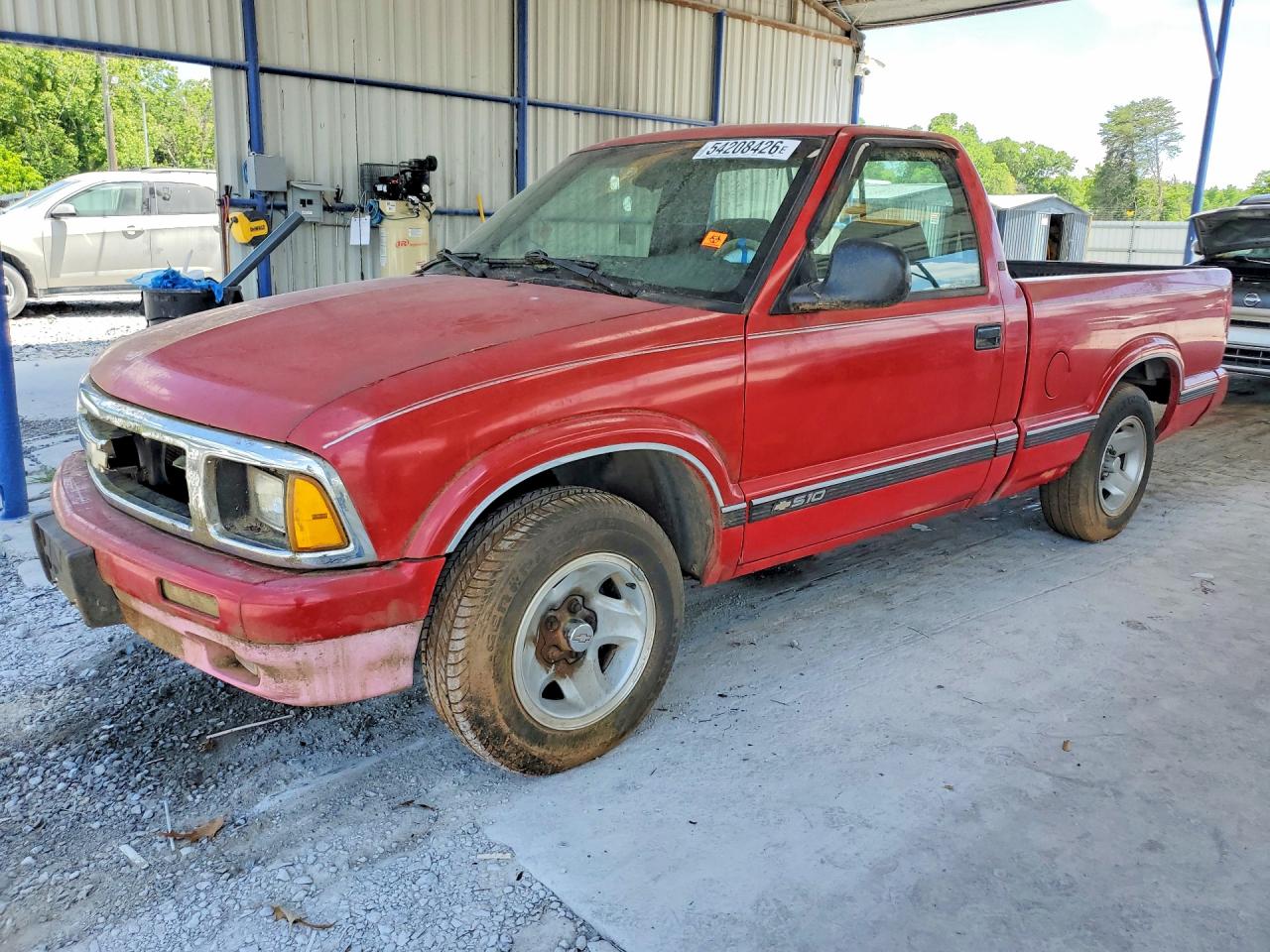1995 Chevrolet S-10 LS Xtreme, VIN 1GCCS14W9S8260798 — Front end
