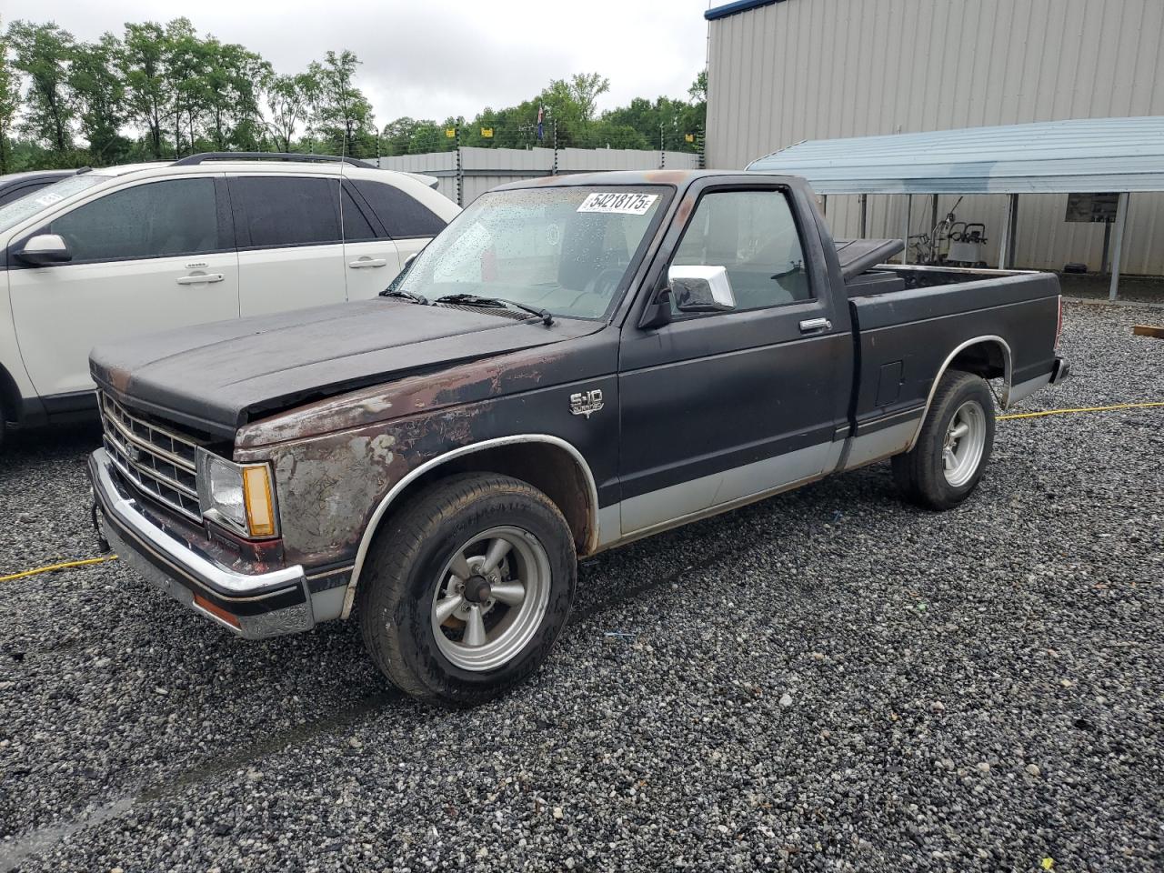 1983 Chevrolet S-10, VIN 1GCCS14B4D2186273 — Front end