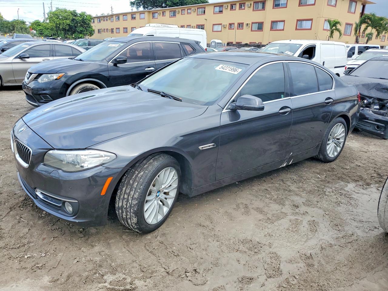 2016 BMW 5 Series 528i xDrive, VIN WBA5A7C52GG150936 — Minor dents and scratches