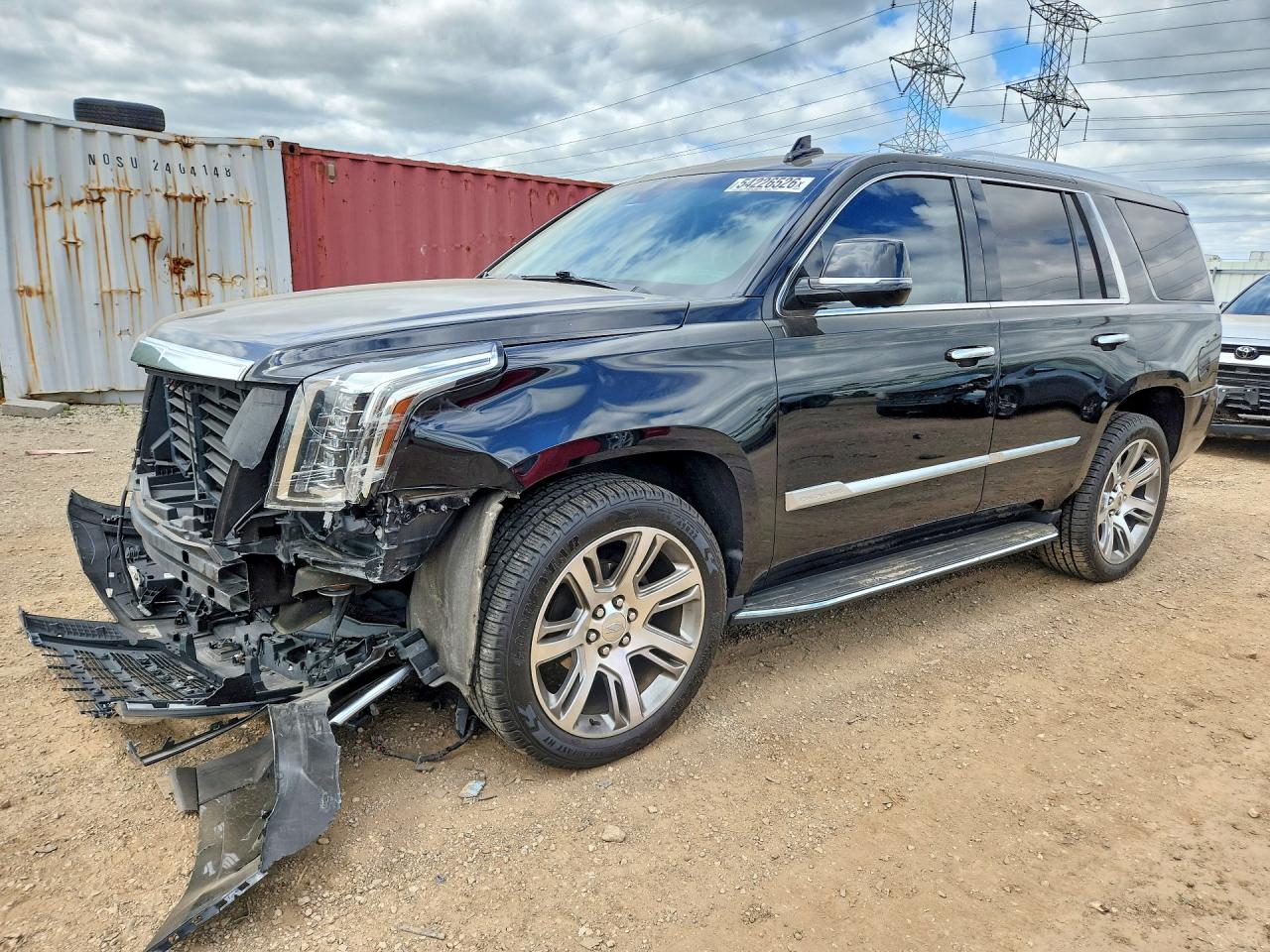 2019 Cadillac Escalade Luxury, VIN 1GYS4BKJ4KR395565 — Front end