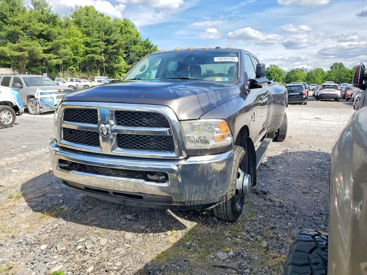 2017 Ram 3500 Tradesman, VIN 3C63RRGL4HG723467 — Side