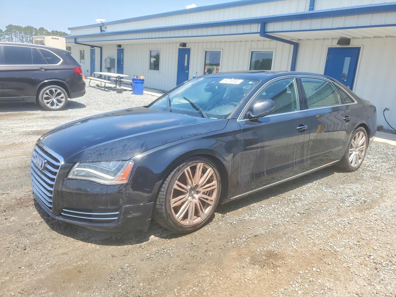 2013 Audi A8 4.0L, VIN WAUR2AFD2DN010455 — Normal wear