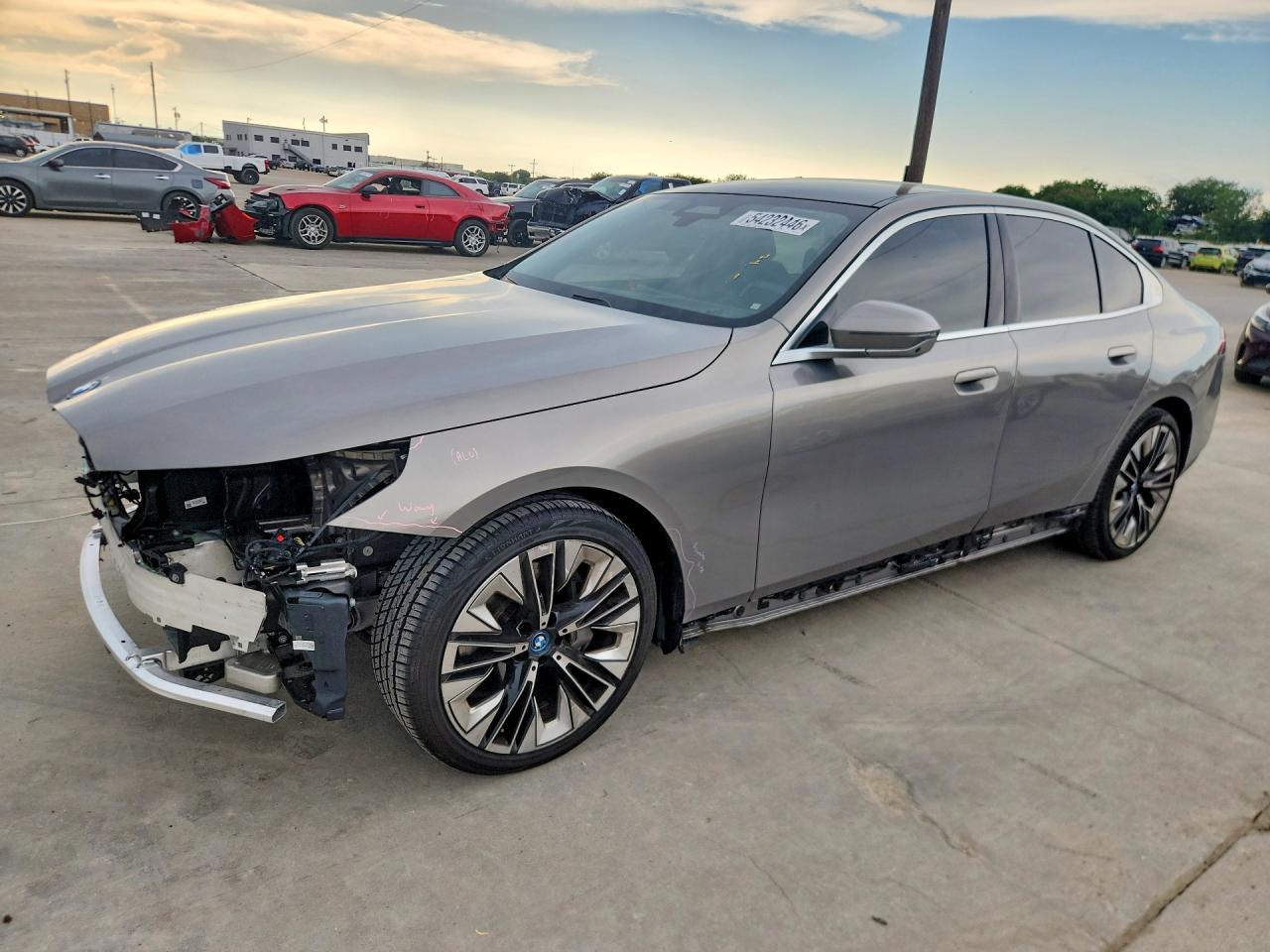 2024 BMW i5 eDrive40, VIN WBY33FK04RCP96220 — Front end