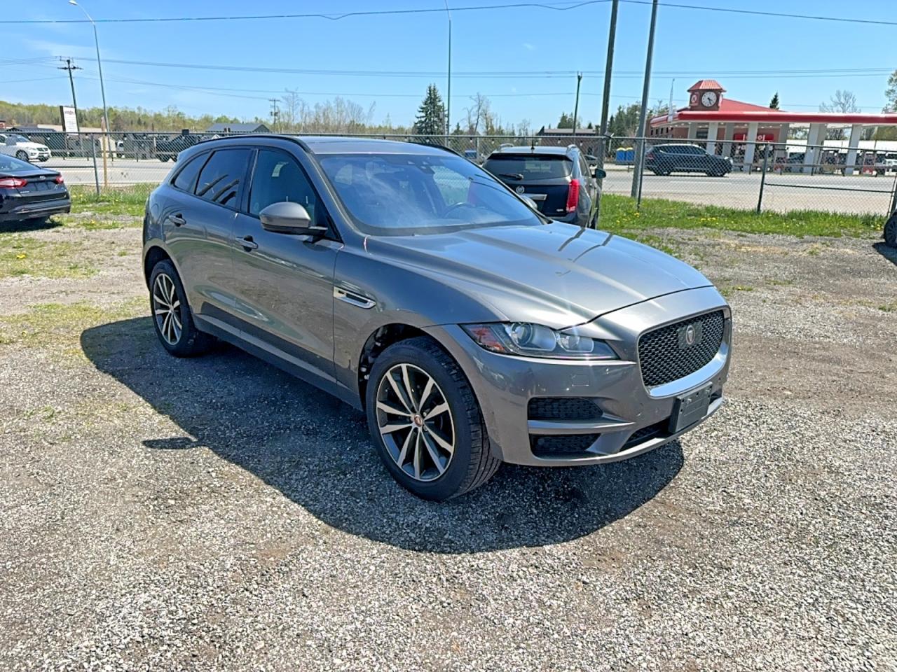 2019 Jaguar F-Pace 20d Prestige, VIN SADCK2FN4KA352120 — Фото с аукциона