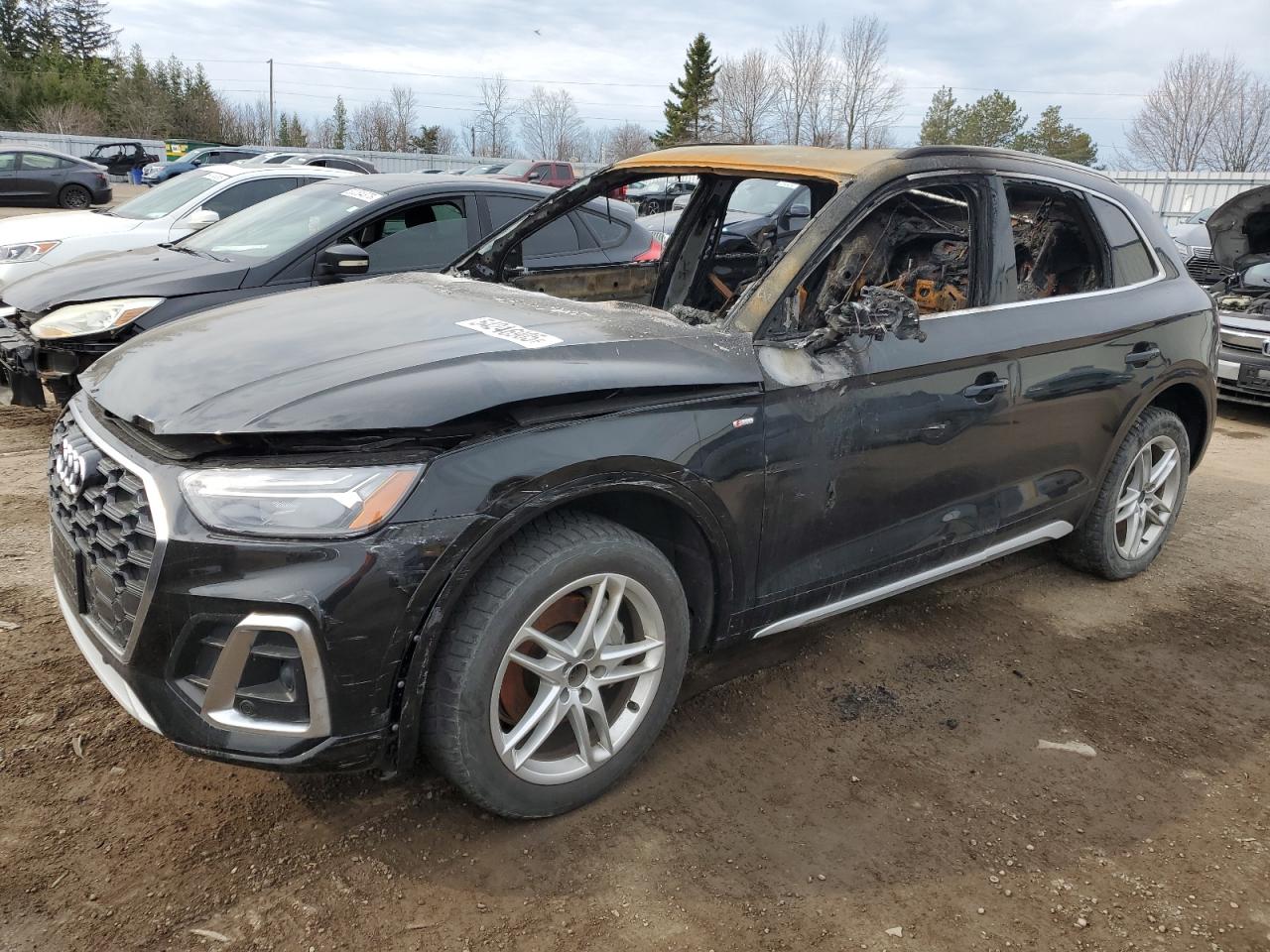 2024 Audi Q5 S line Premium Plus, VIN WA1EAAFY8R2089303 — Пожар в салоне