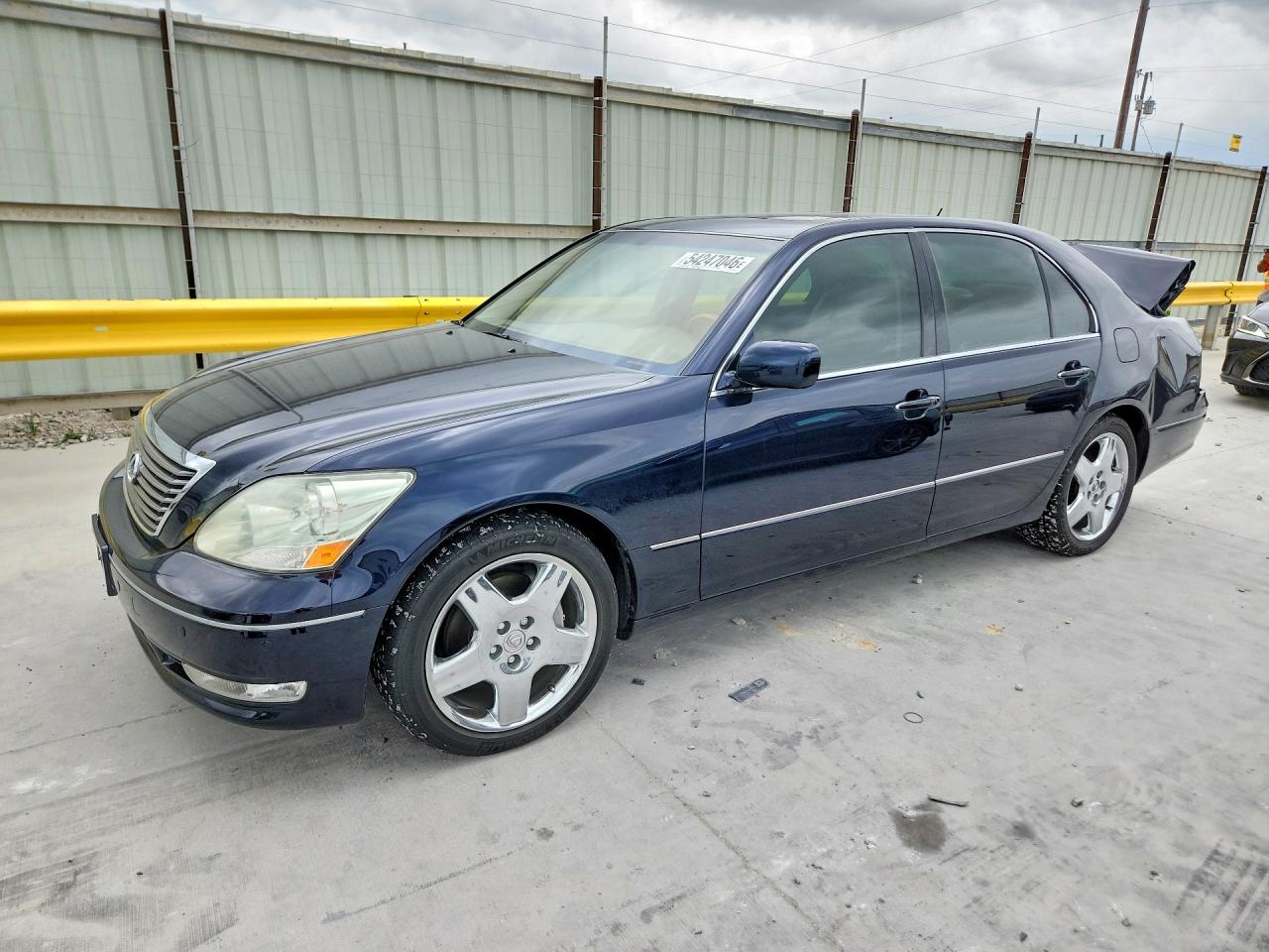 2006 Lexus LS 430, VIN JTHBN36F065049765 — Rear end