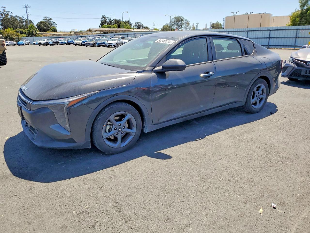 2025 Kia K4 LXS, VIN 3KPFT4DEXSE015887 — Перед