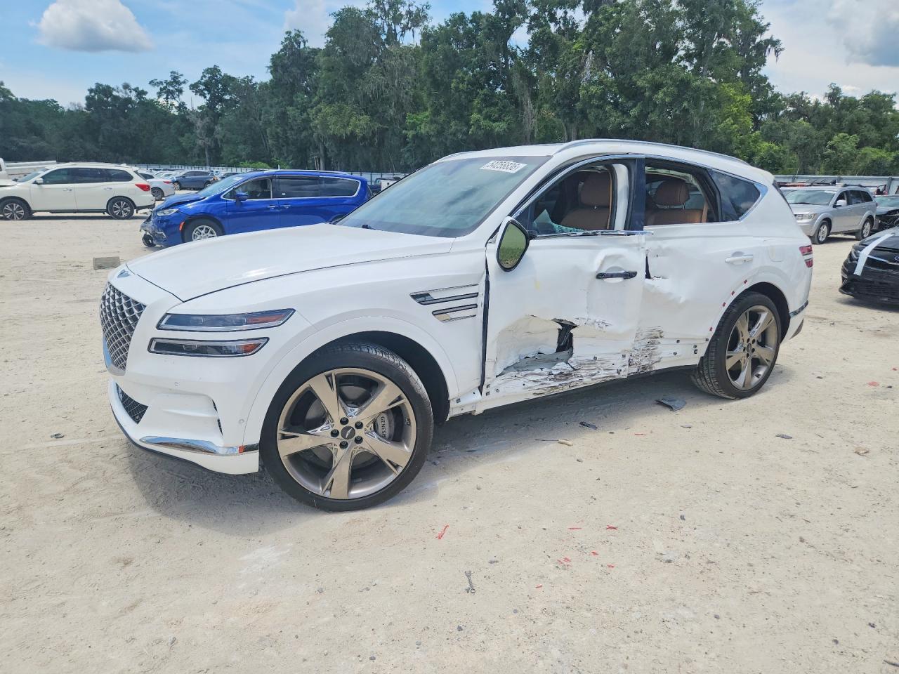 2023 Genesis GV80, VIN KMUHBDSB9PU121774 — Side