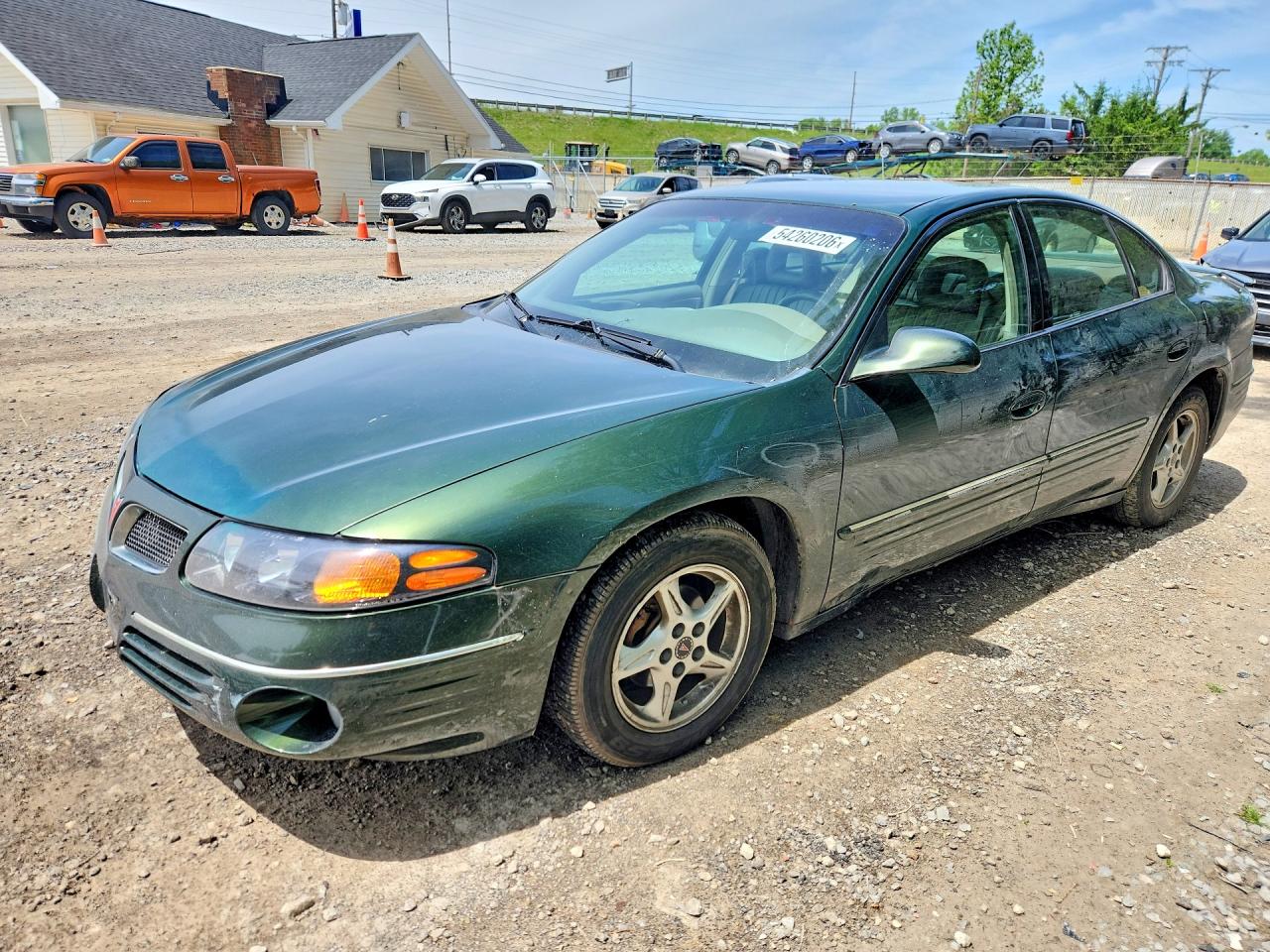 2000 Pontiac Bonneville SE, VIN 1G2HX54K0Y4217130 — Front end