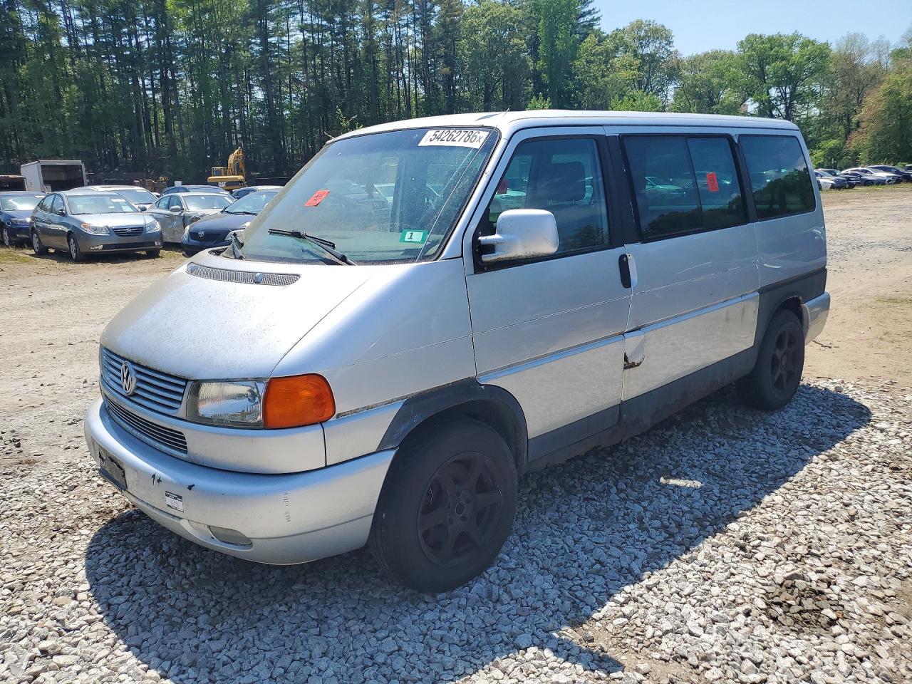 2001 Volkswagen EuroVan GLS, VIN WV2KB47021H154195 — Minor dents and scratches