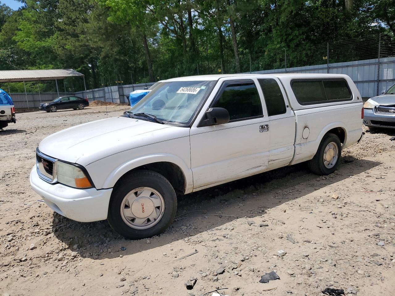 2003 GMC Sonoma SLS, VIN 1GTCS19X638212033 — Side