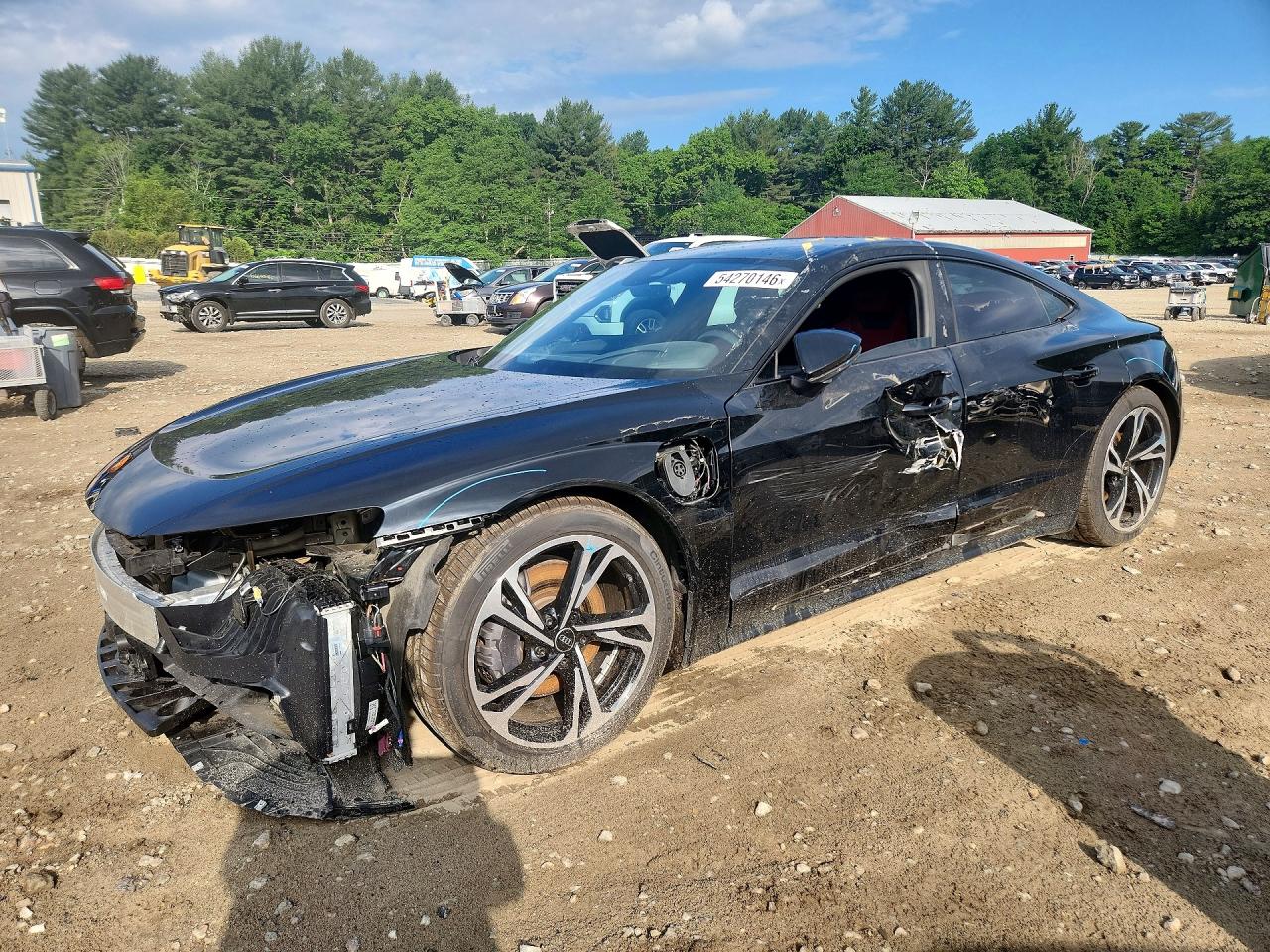 2022 Audi e-tron GT Prestige, VIN WAUEJBFW4N7009354 — Side