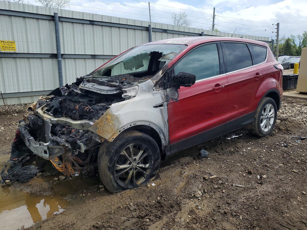 2017 Ford Escape SE, VIN 1FMCU9G93HUC97968 — Burn