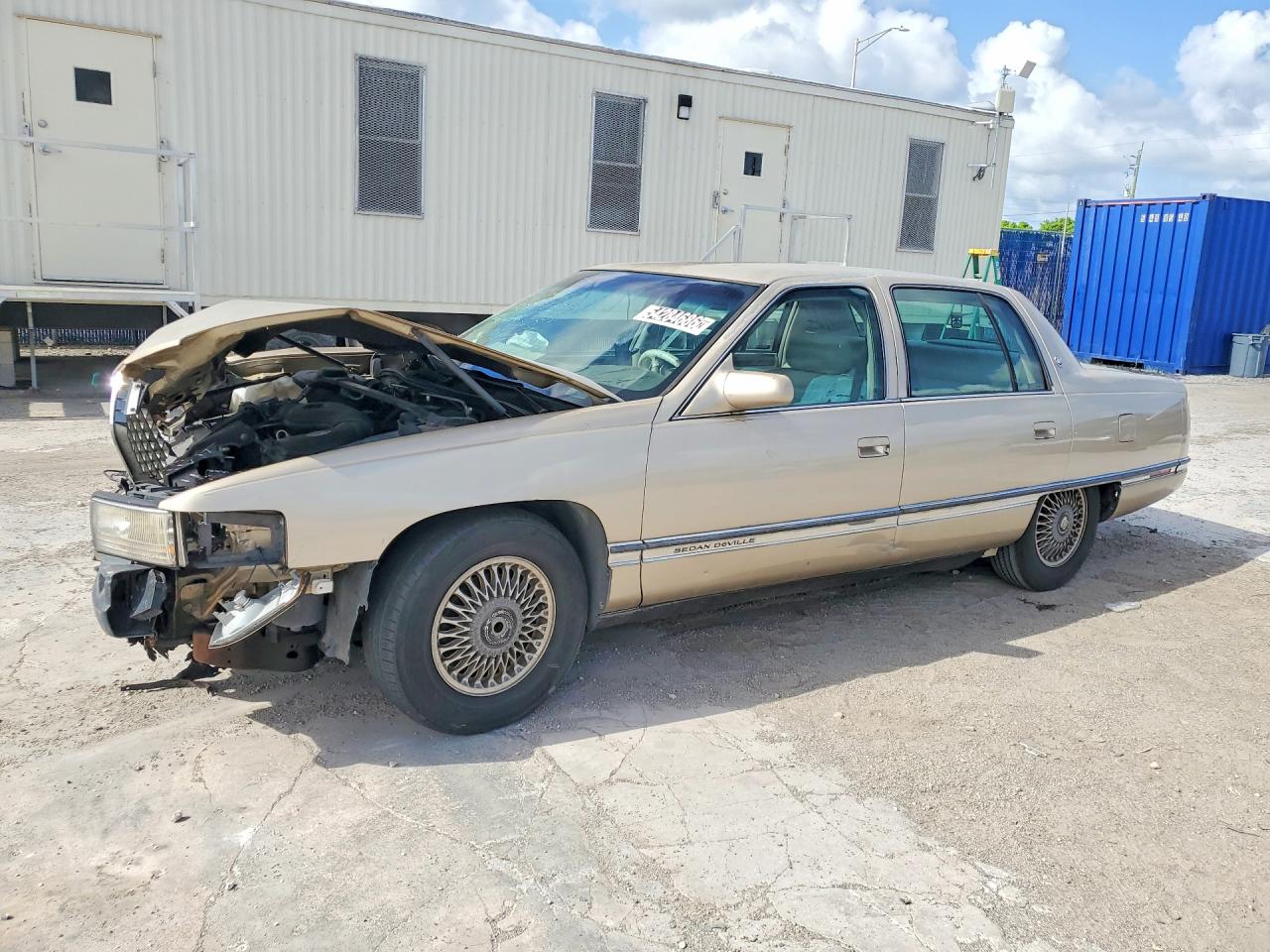 1994 Cadillac DeVille, VIN 1G6KD52B9RU282964 — Перед