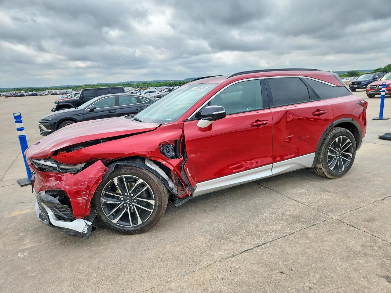 2024 Acura ZDX w/A-Spec Package, VIN 4W5KHNRL4RZ510598 — Front end
