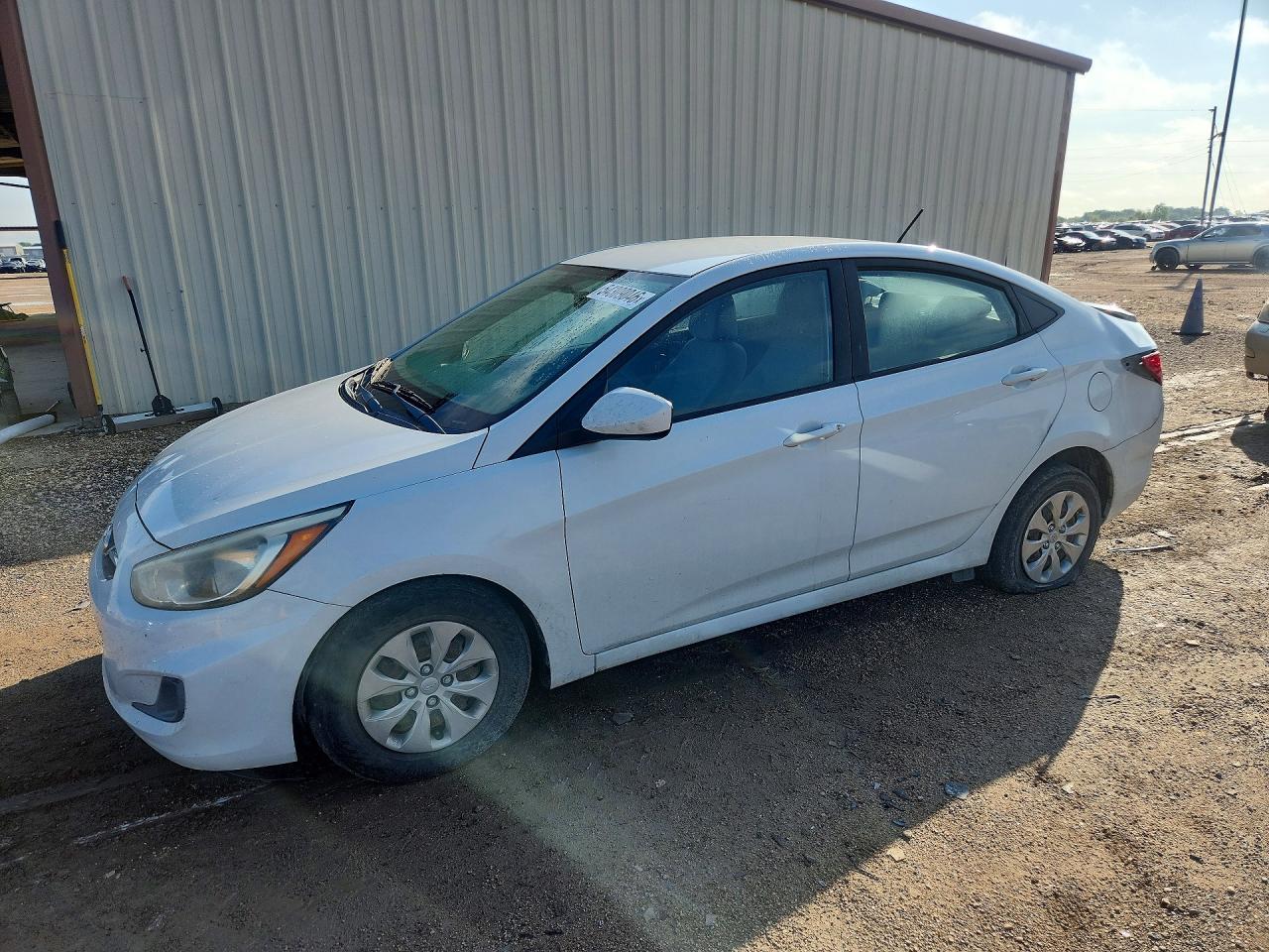 2017 Hyundai Accent SE, VIN KMHCT4AE6HU380676 — Зад