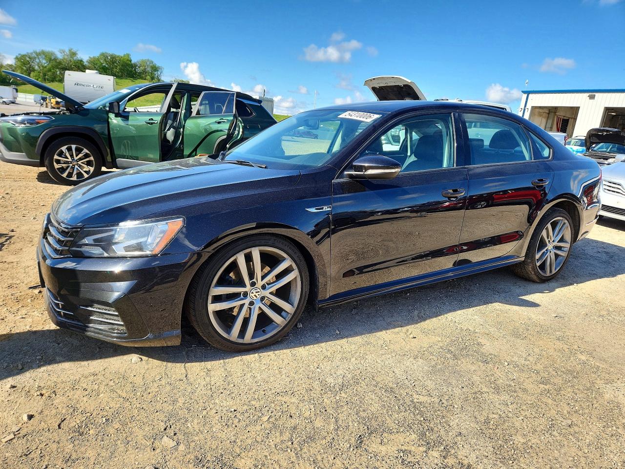 2018 Volkswagen Passat S, VIN 1VWAA7A3XJC017131 — Undercarriage