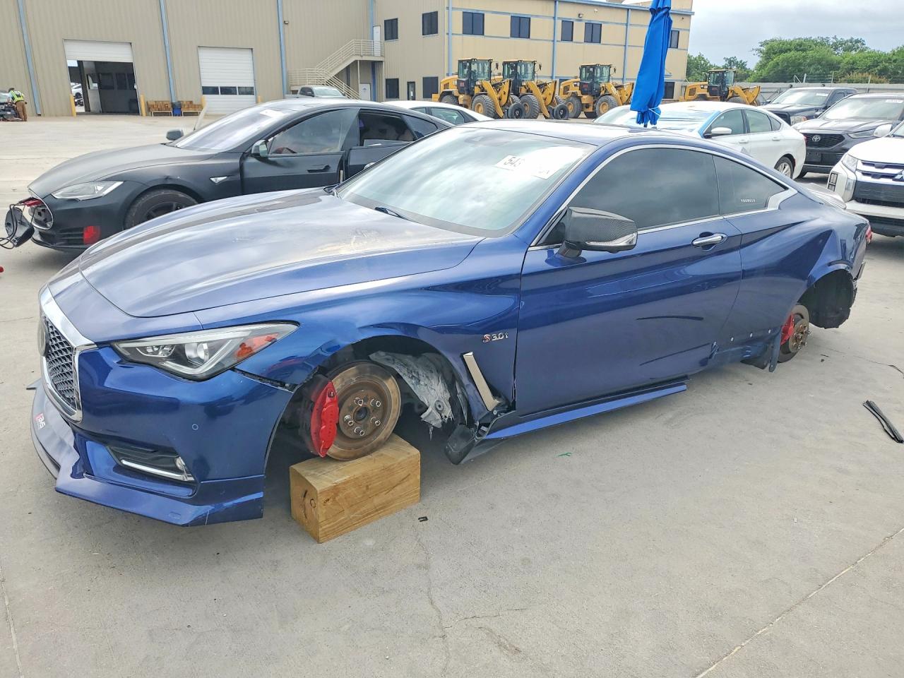 2019 Infiniti Q60 Red Sport 400, VIN JN1FV7EK9KM360235 — Rear end